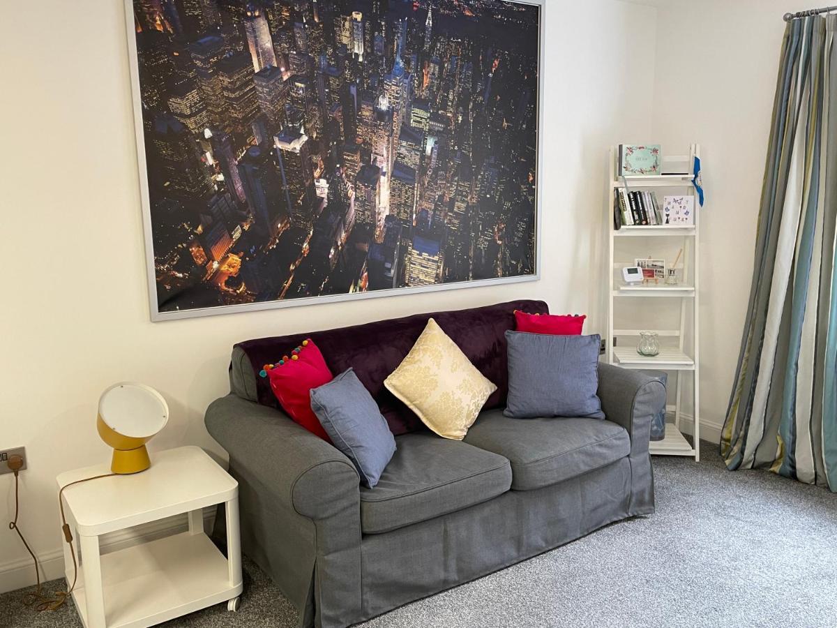 Fabulous One Bedroom Apartment In Ripon City Centre Exterior photo